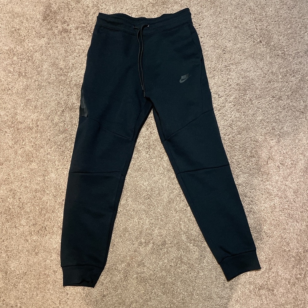 Black Nike Tech Pants